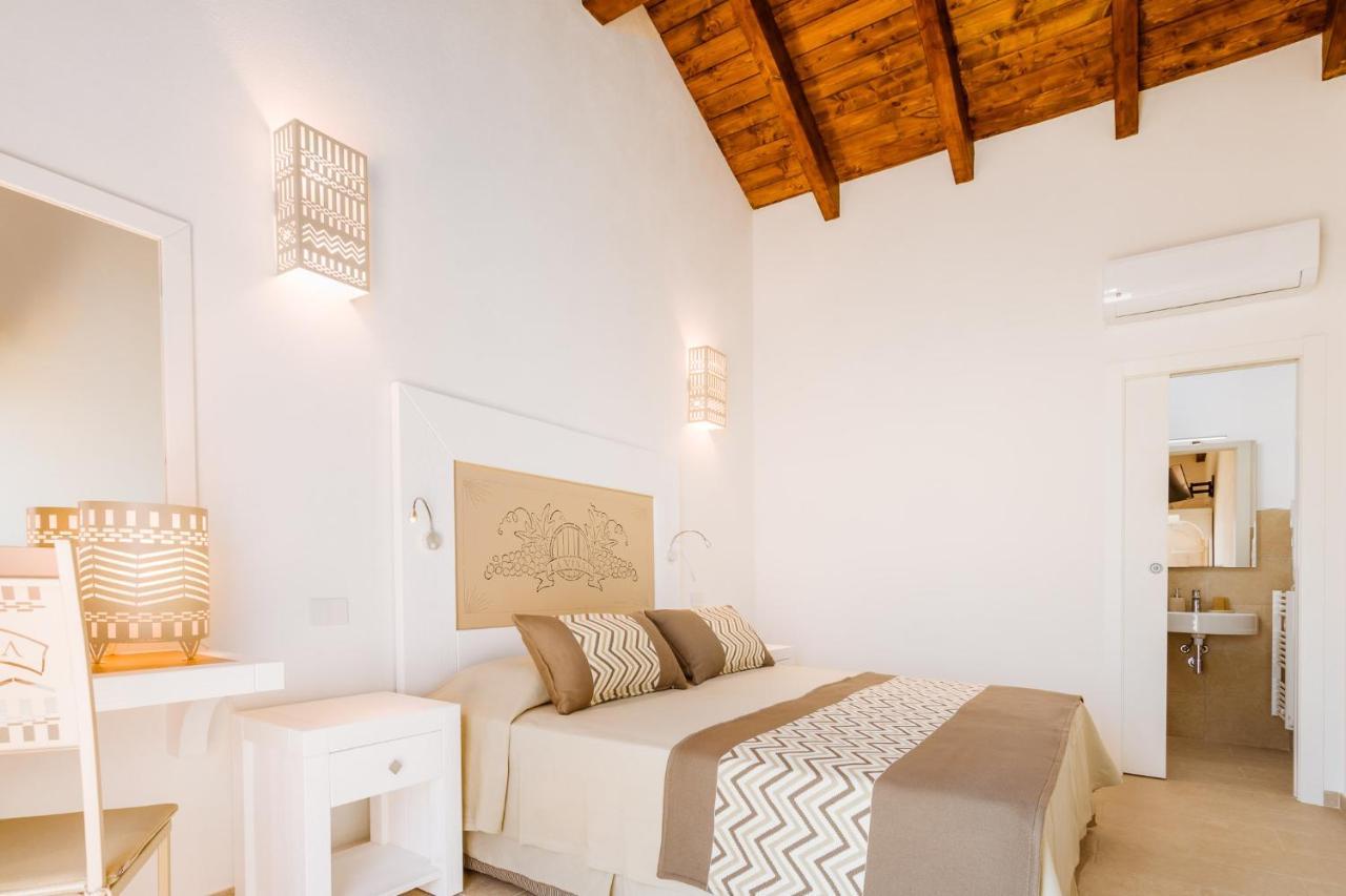 Villa La Vinia Bed&Wine Experience - Adults Only à Sassari Extérieur photo